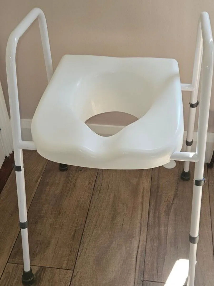 raised toilet seat - Image 1