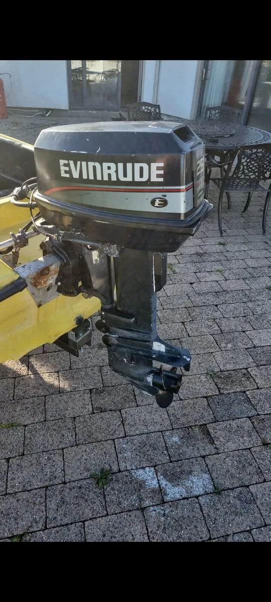 25hp 2 stroke outboard - Image 4