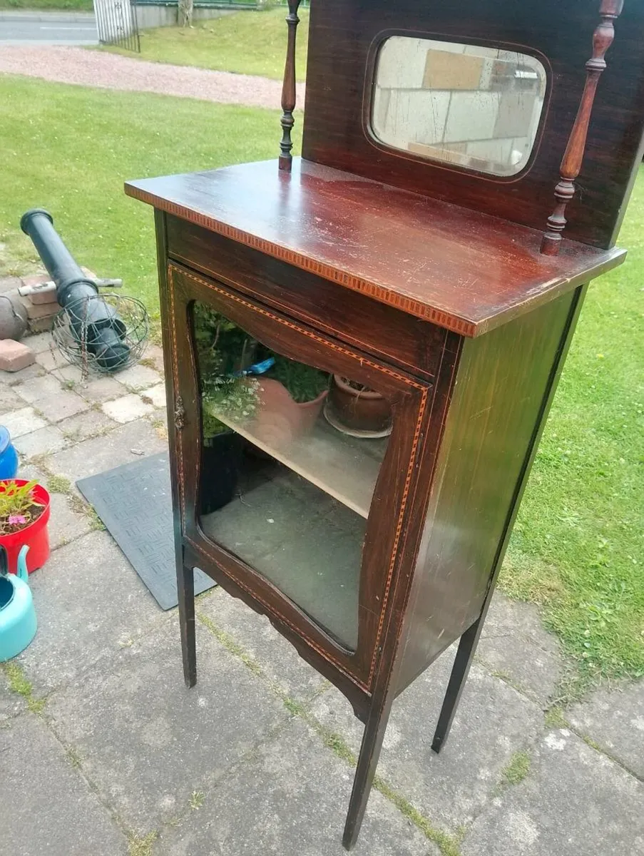 Gorgeous antique cabinet - Image 4