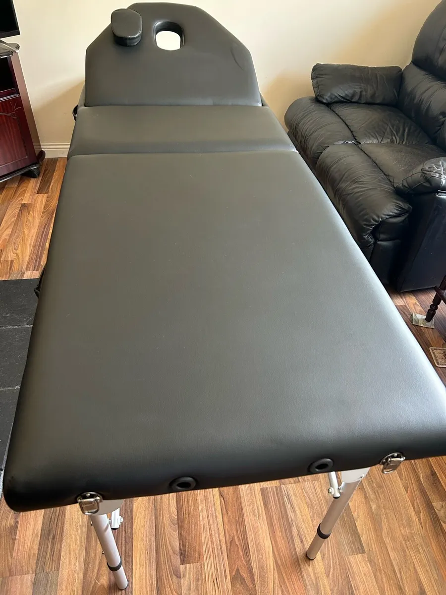 Portable massage bed - Image 1