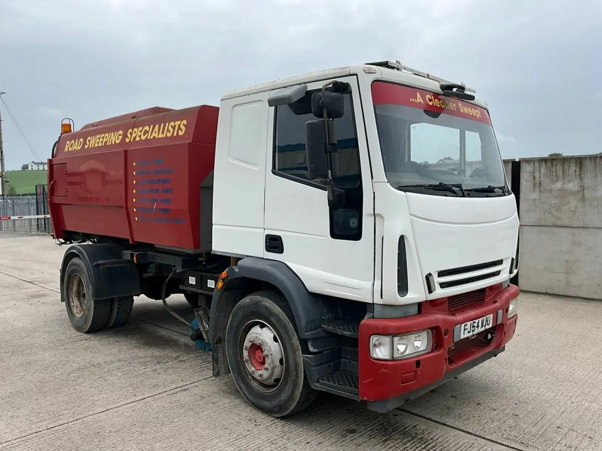 IVECO EUROCARGO ML150E21 15 TON ROAD SWEEPER - Image 1