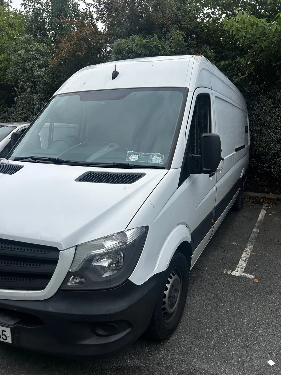 Mercedes Sprinter - Image 1