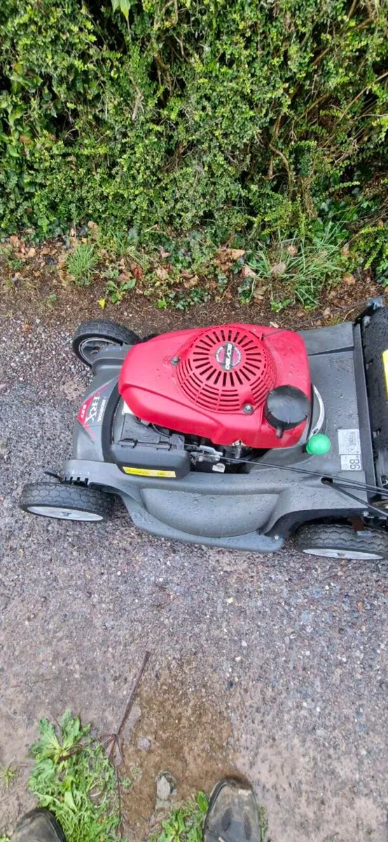 Honda HRX 537 mower - Image 2