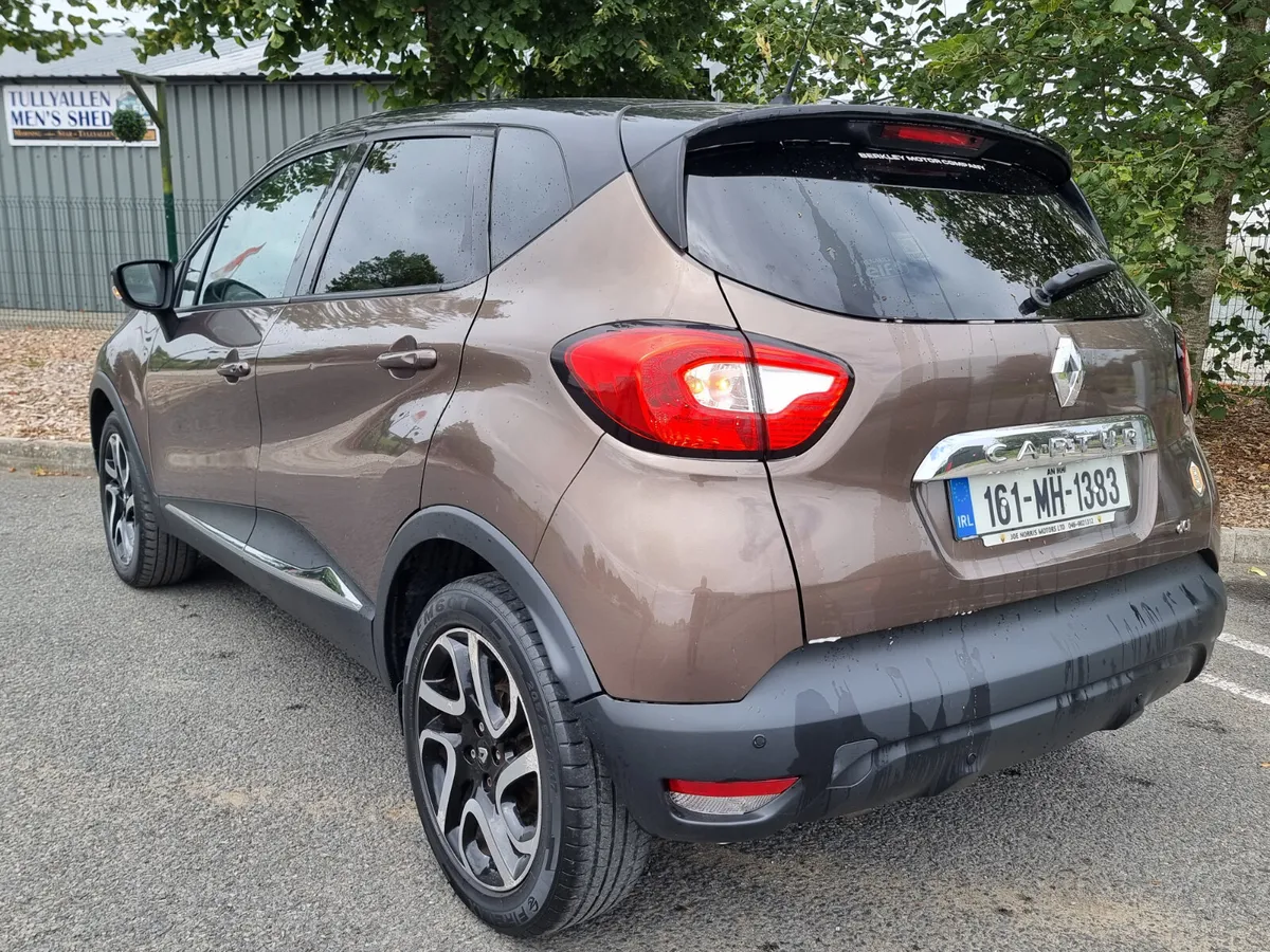161 Renault Captur 1.5 dci Intense €10950 - Image 4