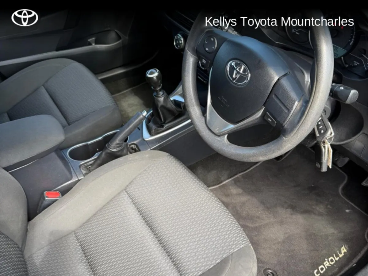 Toyota Corolla COROLLA 1.4D TERRA - Image 3