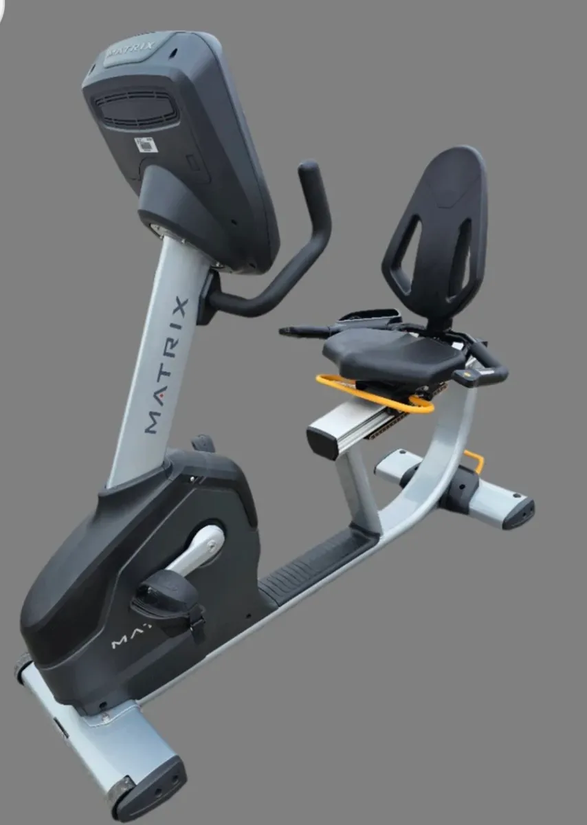 Matrix R3 recumbent bike - Image 1