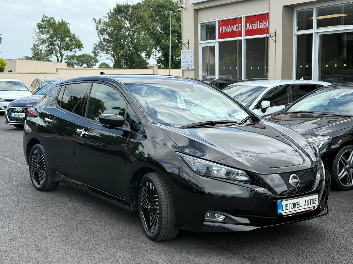 241 NISSAN LEAF N-CONNECTA 40 KWH - Image 4