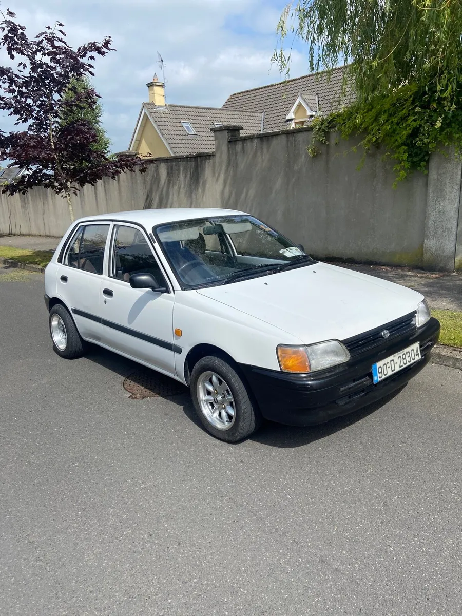 Toyota starlet - Image 2
