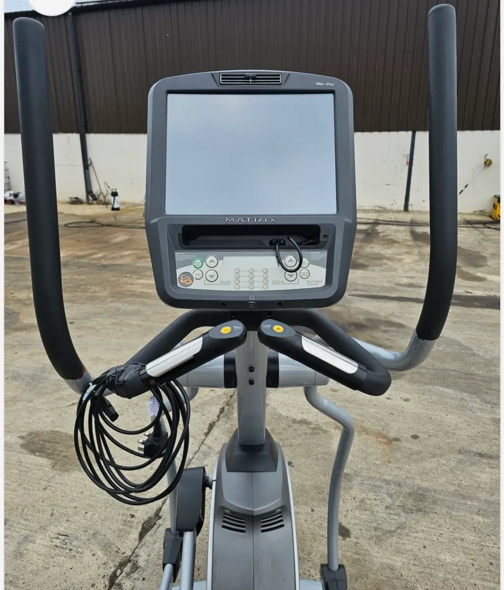 Matrix E3X elliptical - Image 3