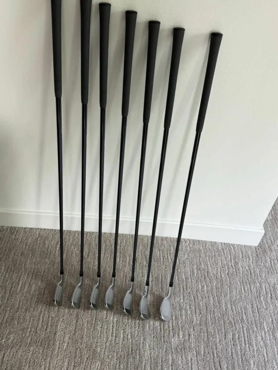 Callaway 2021 DCB irons. 5-AW - Image 1