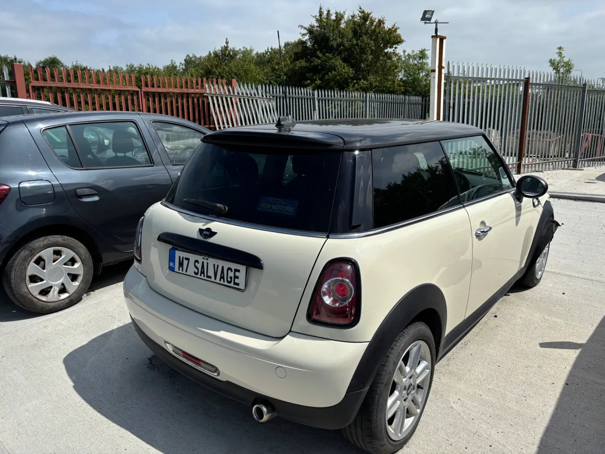 13 Mini Cooper 1.6 Diesel Drives 114km - Image 3