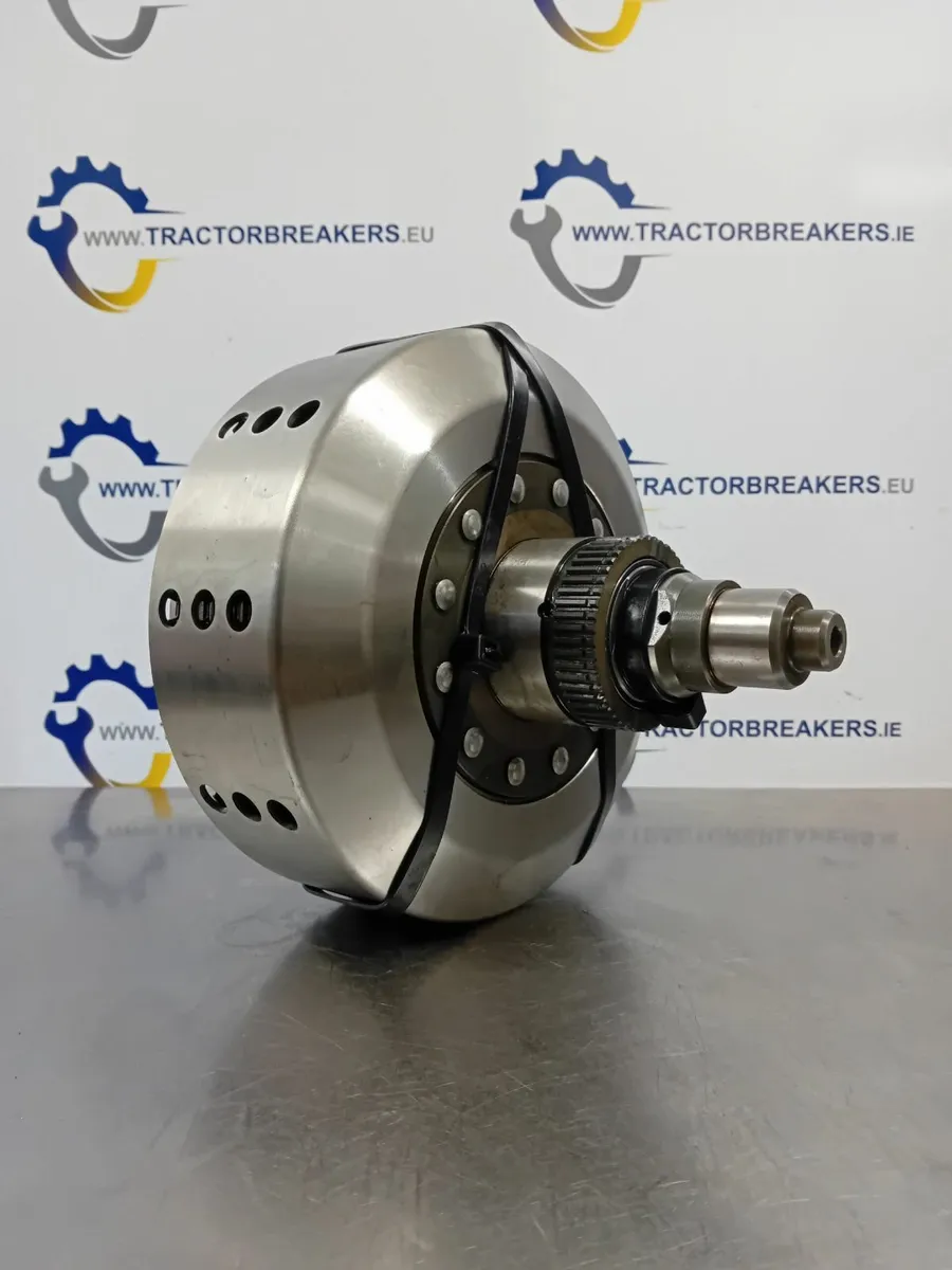 DEUTZ-FAHR AGROTRON / KUBOTA M7 TRANSMISSION PARTS - Image 1