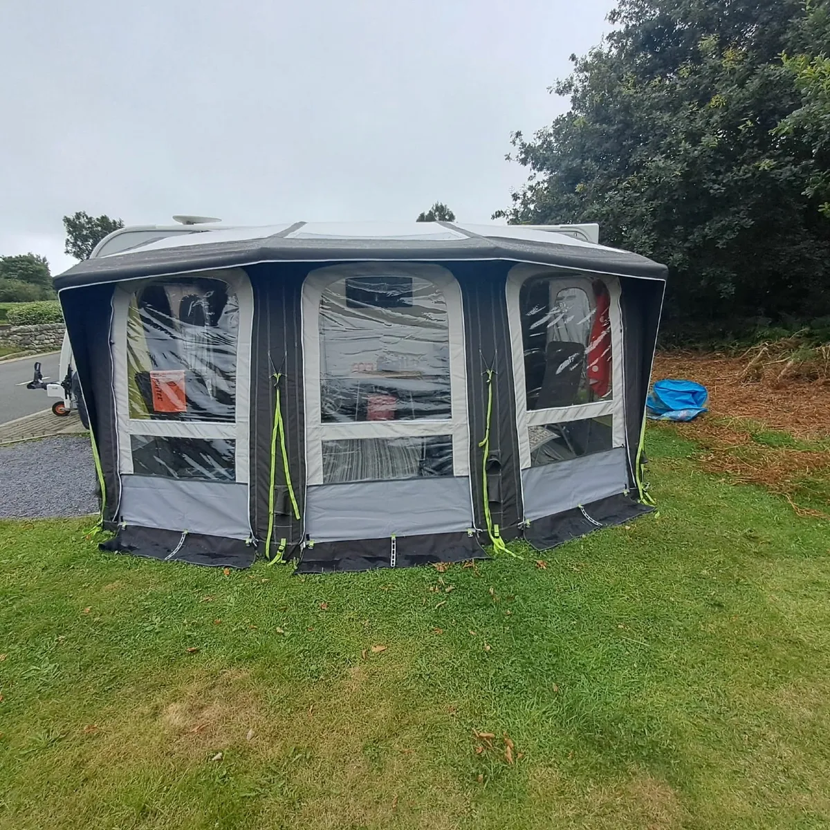 Caravan awning - Image 3