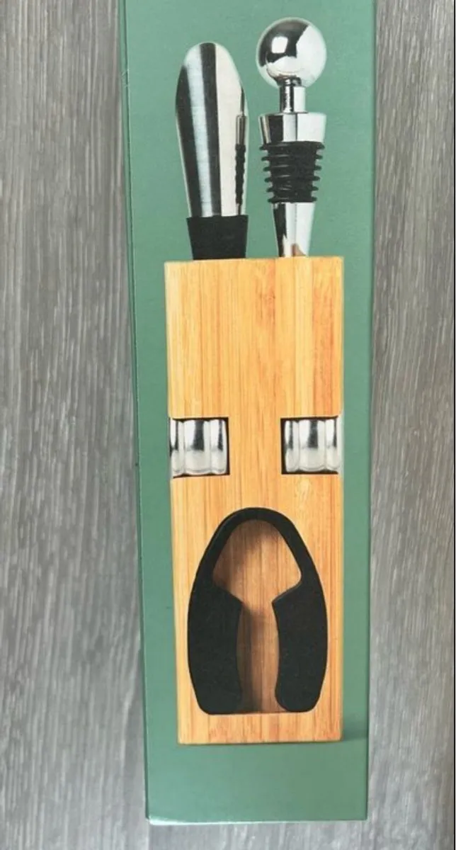 Wine Accessories Set (New) - Image 2
