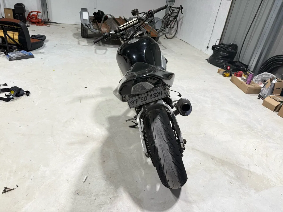 Gsxr 750 - Image 3