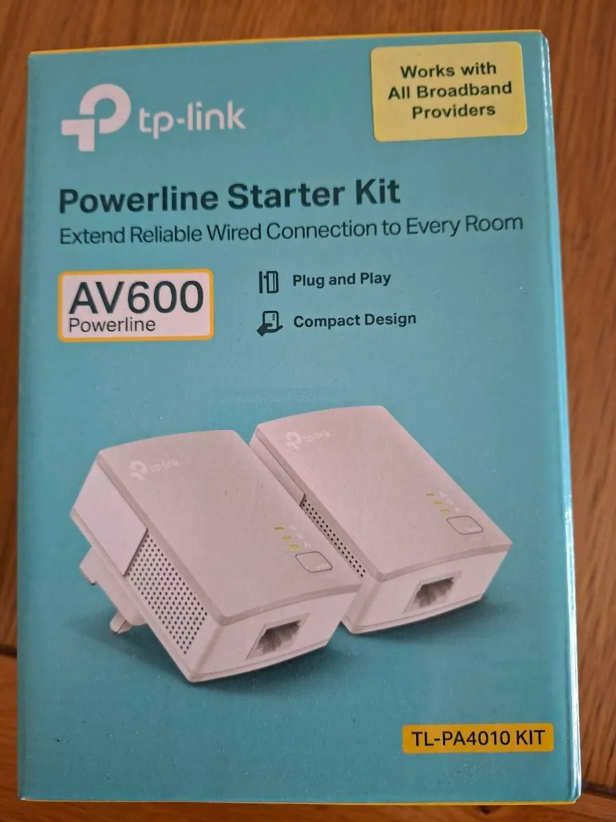 TP Link WiFi extender - Image 1