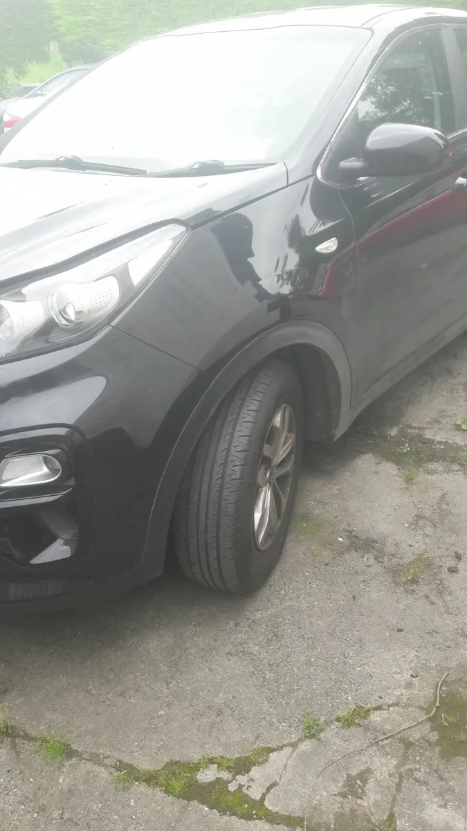 Car - Image 1