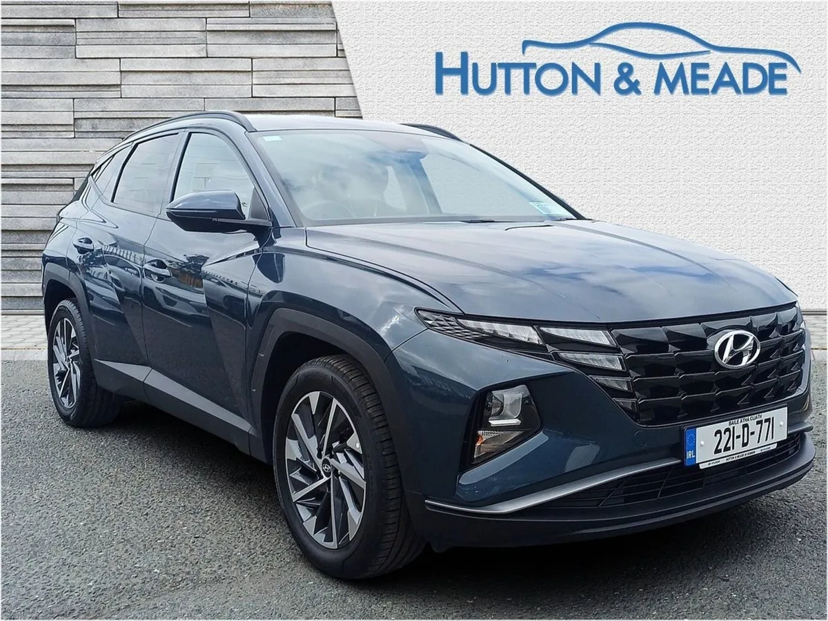 Hyundai Tucson Executive 1.6 Diesel 5dr - Image 1