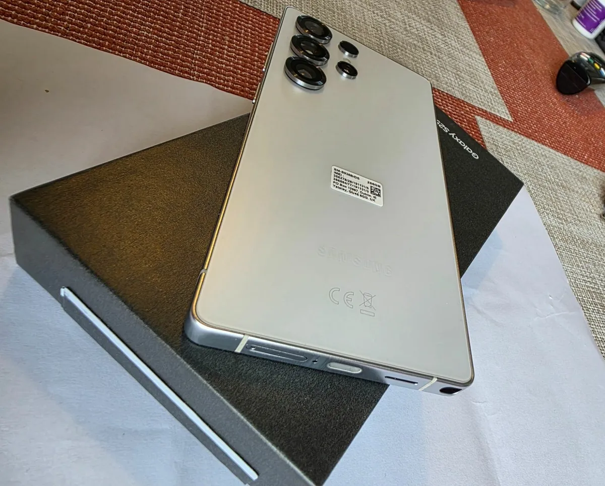 Samsung S25 Ultra - Image 2