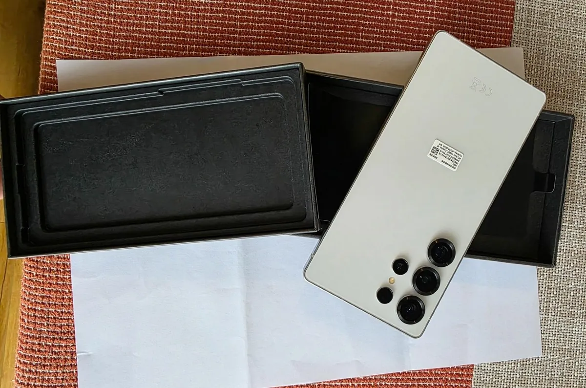 Samsung S25 Ultra - Image 3