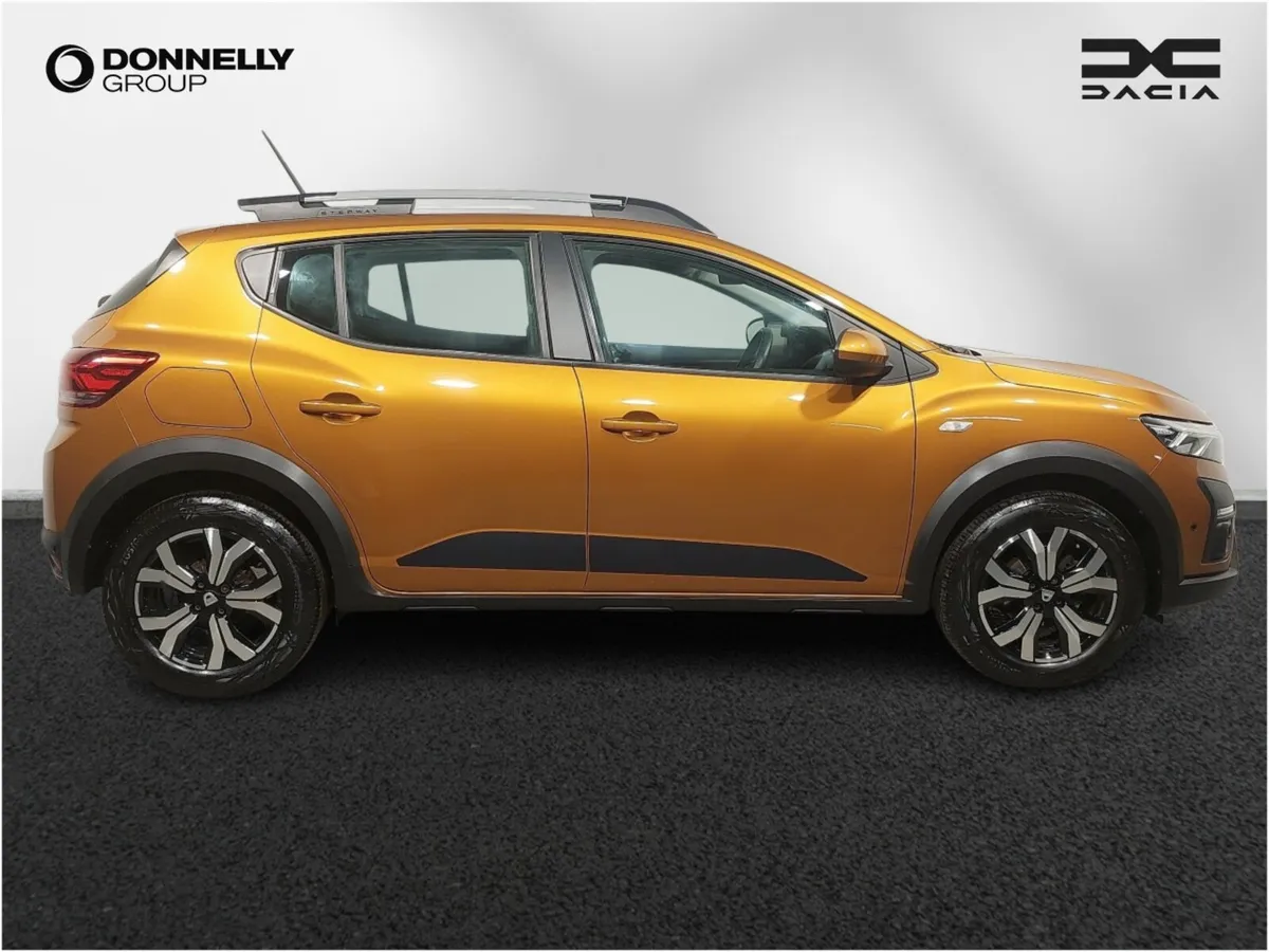 Dacia Sandero Stepway Hatchback Prestige - Image 3