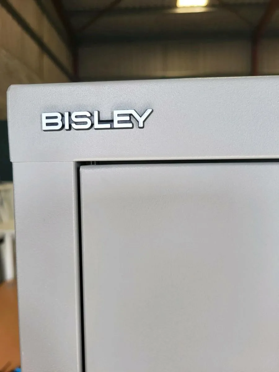 Brand New Bisley Storage Unit With Keys - Image 2