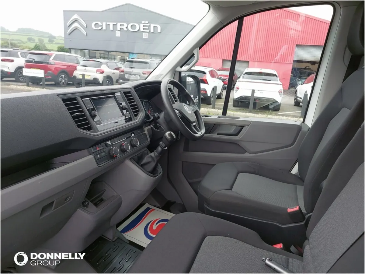 Volkswagen Crafter Cr35 Mwb Diesel Fwd Trendline - Image 2