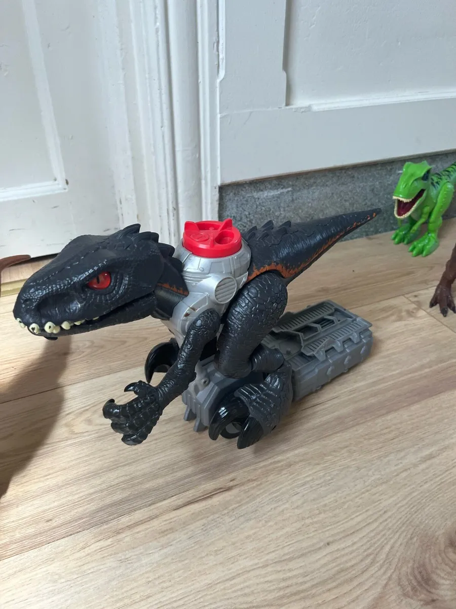 Jurassic Park Dinosaurs Bundle - Image 4