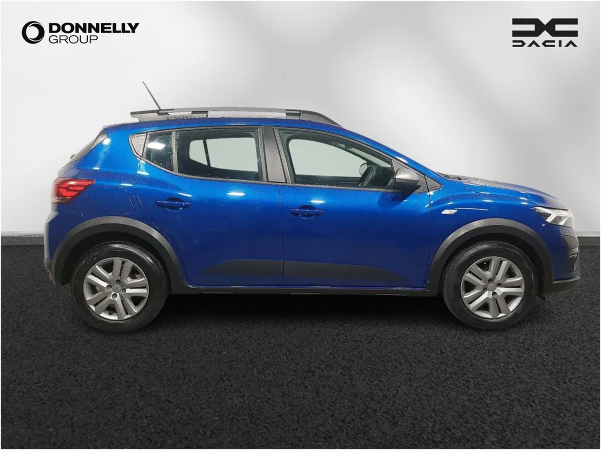 Dacia Sandero Stepway Hatchback Expression - Image 3