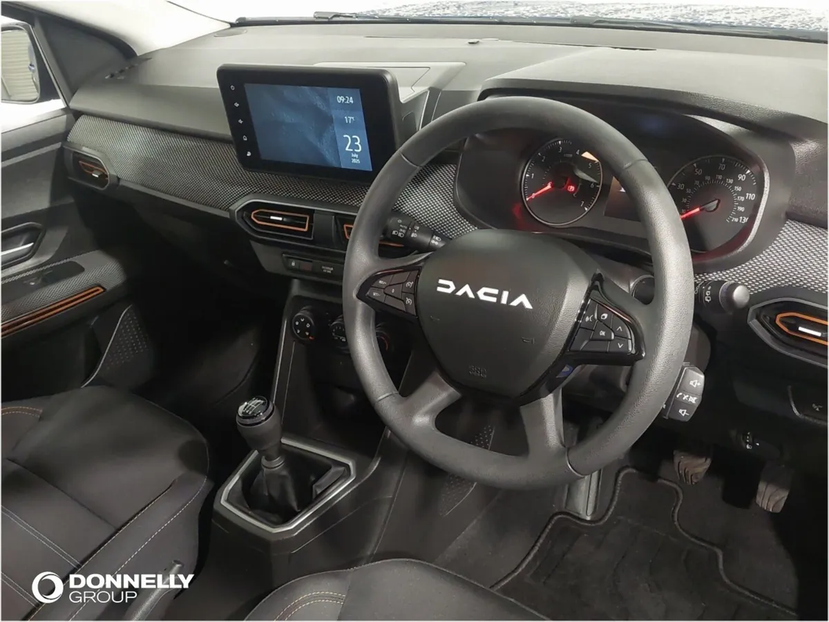 Dacia Sandero Stepway Hatchback Expression - Image 4