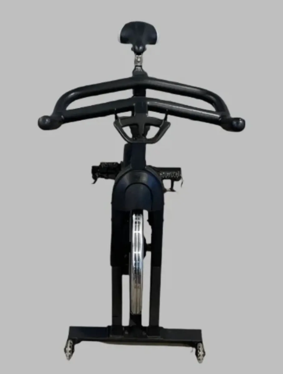 Star trac studio 3 spin bike - Image 3