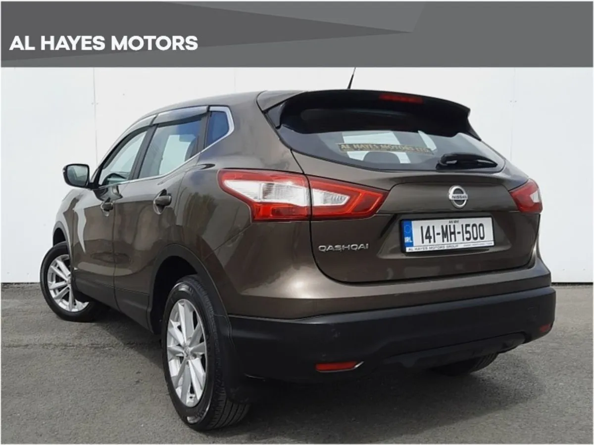 Nissan QASHQAI 1.2 Petrol Engine  SV Model - Image 3