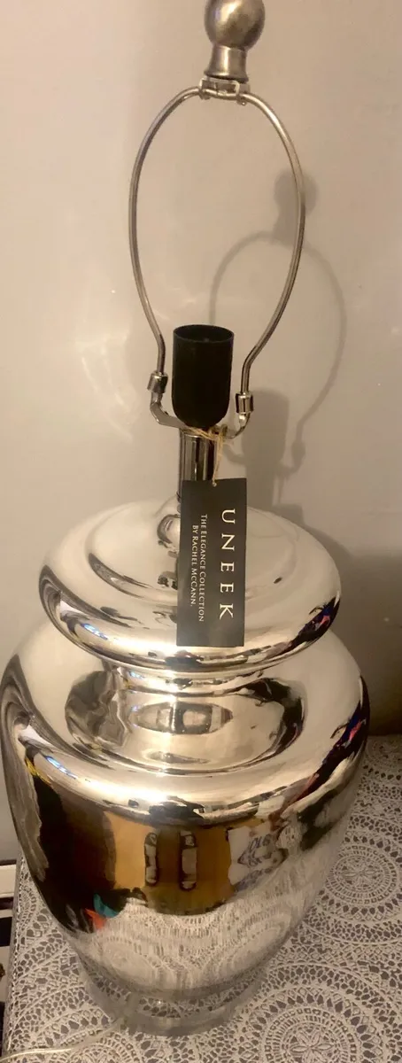 Elegant XL Mawell Table Lamp from Uneek, - Image 3
