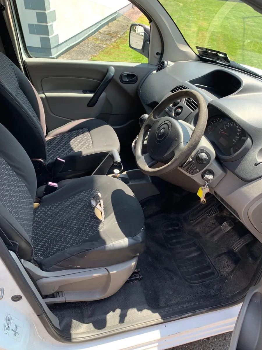 Renault Kangoo 2010 - Image 2