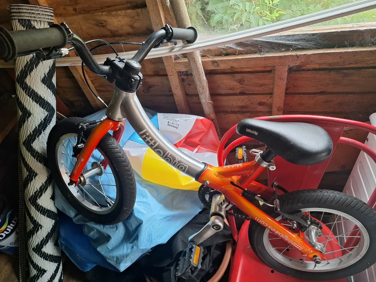 Kids bicycle. - Image 3