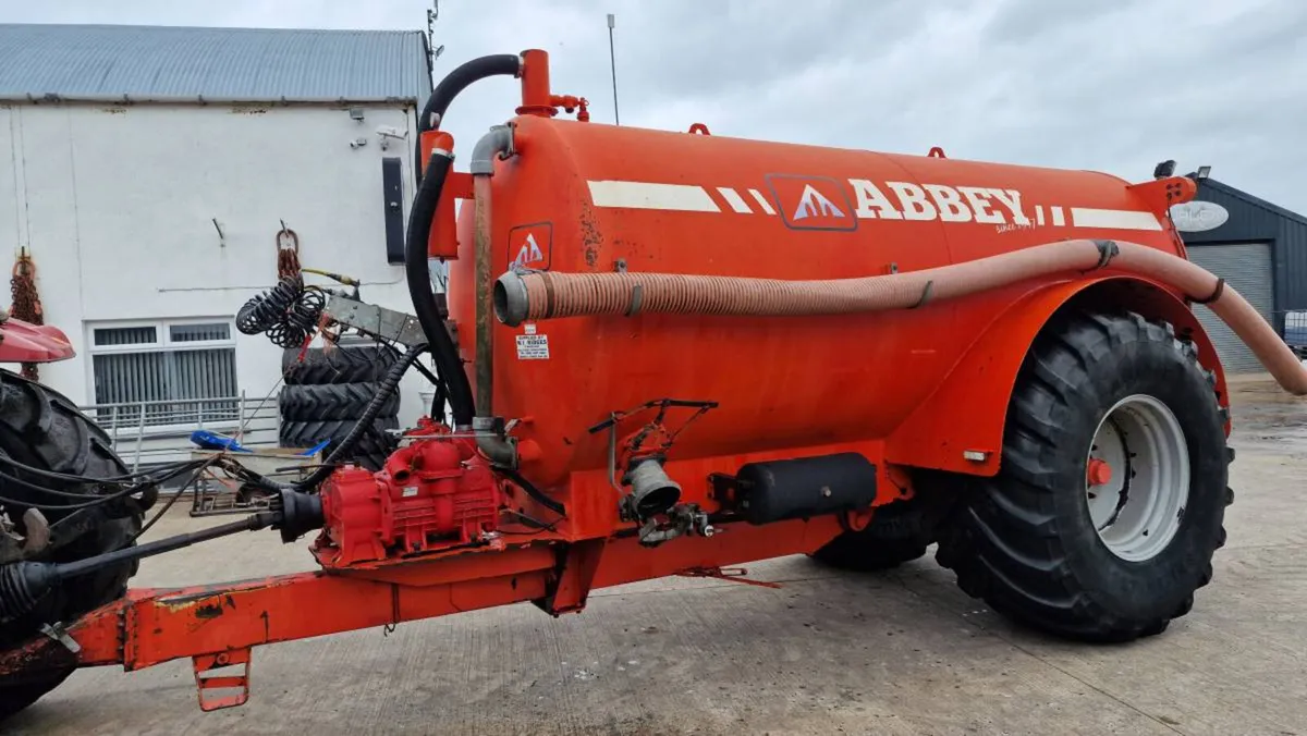 2014 Abbey 2500R Tanker - Image 1