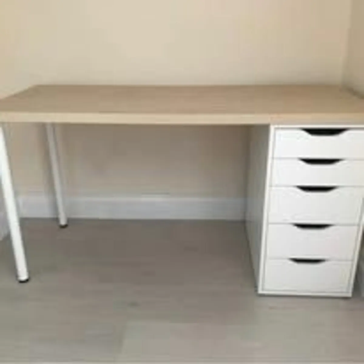 Desk IKEA Lagkapten White