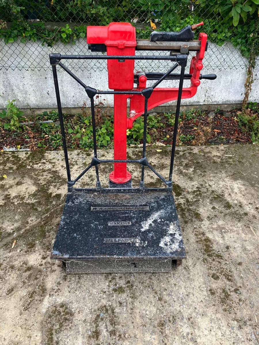 Simpson Platform Scales **Online Auction** - Image 1