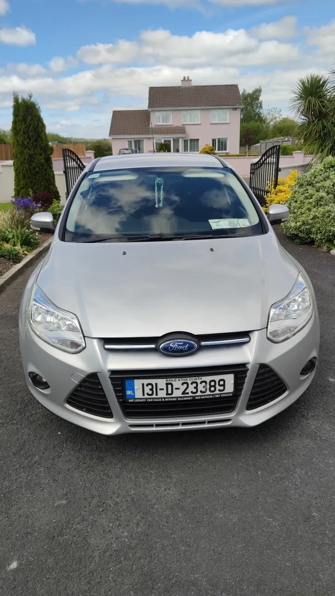 Ford Focus 2013 - Image 2