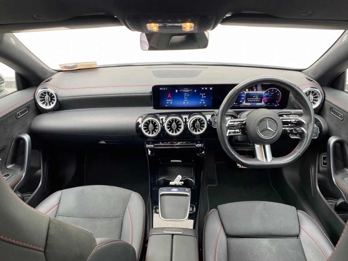 Mercedes-Benz CLA CLA 180 Coup A/T AMG Line Plus - Image 4