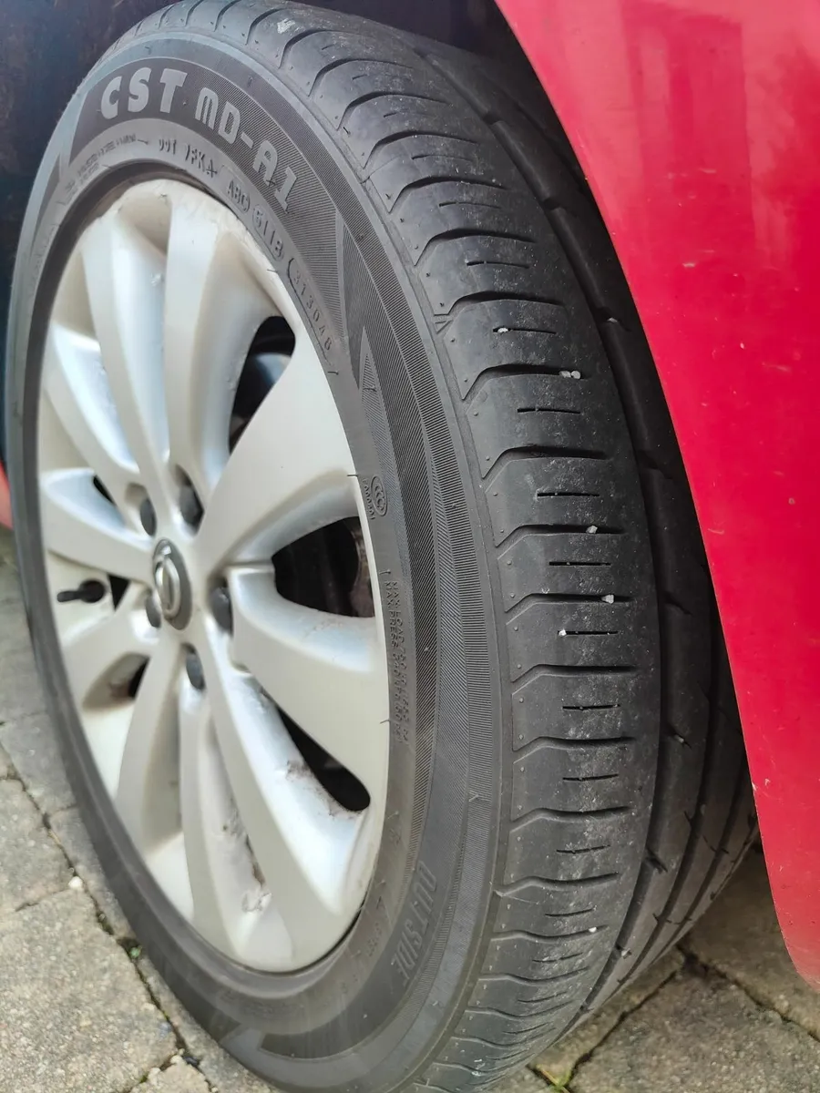 Opel Astra 2010 - Image 3