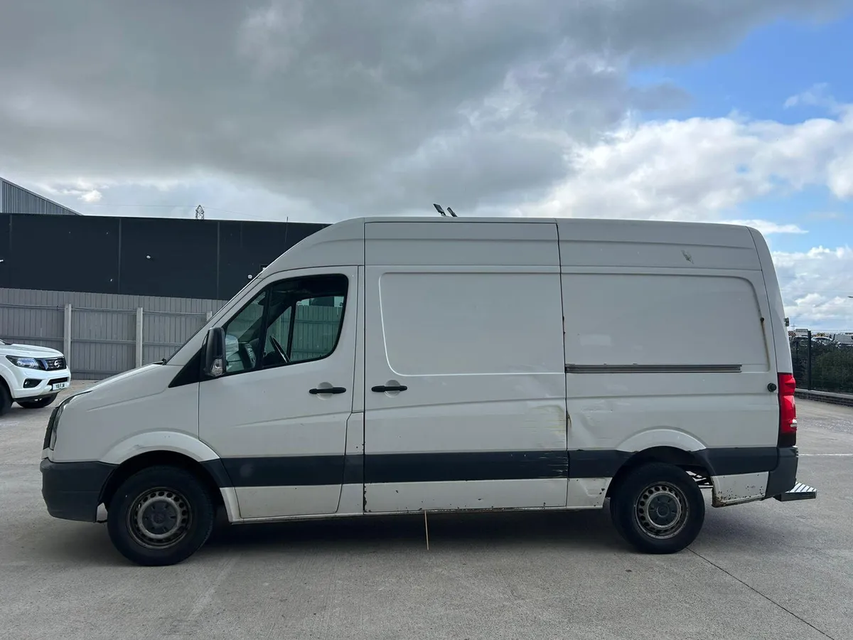2017 Volkswagen Crafter 2.0d CR35 TDi - Image 4