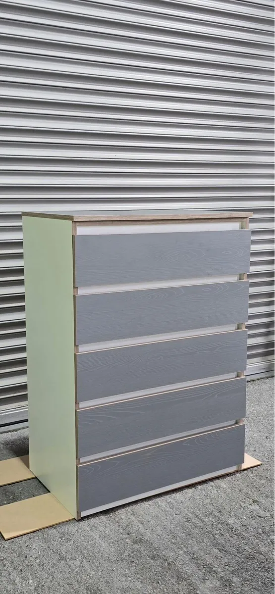 Chest of drawers - Image 2