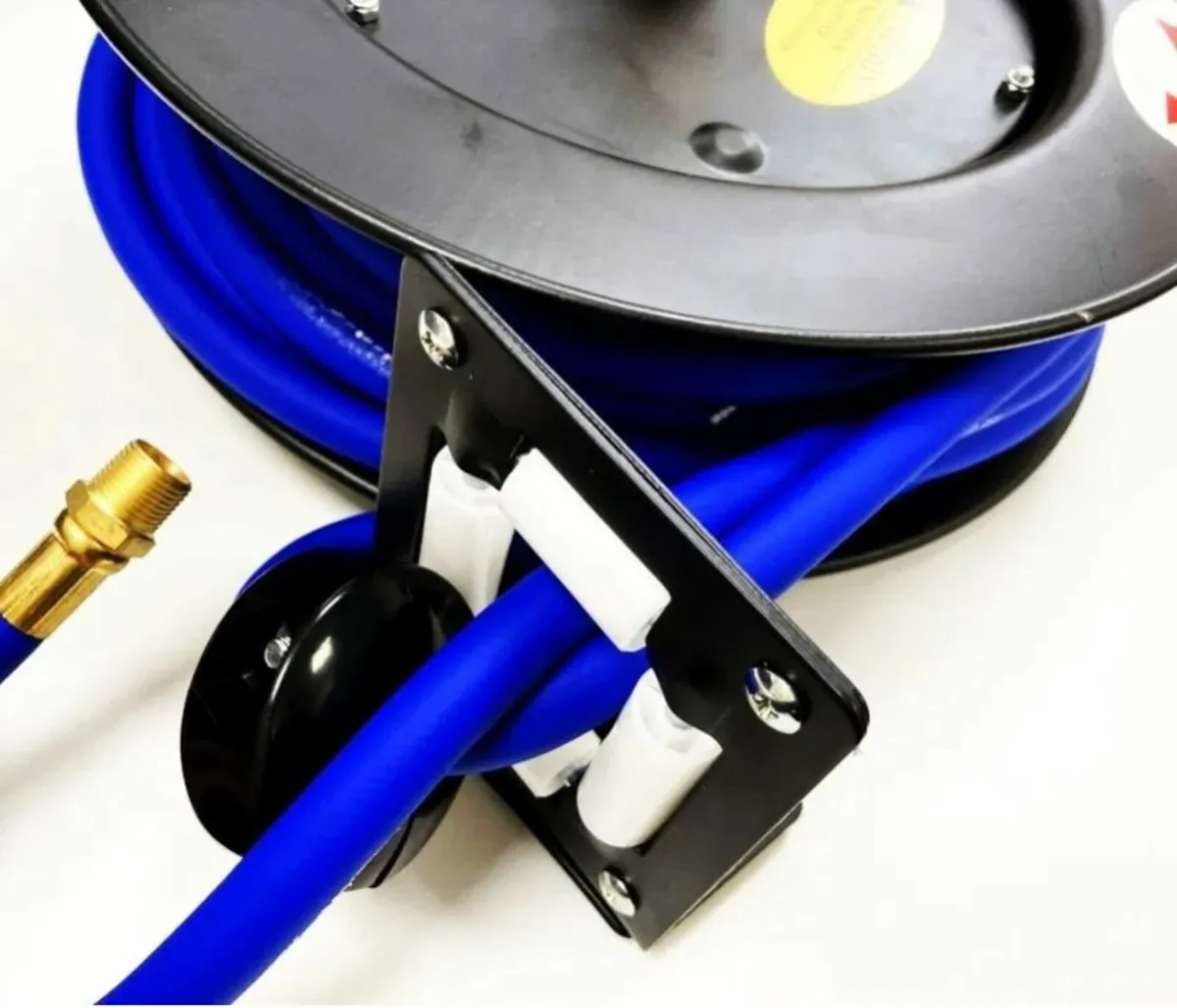 30FT  RETRACTABLE AIR HOSE - Image 2