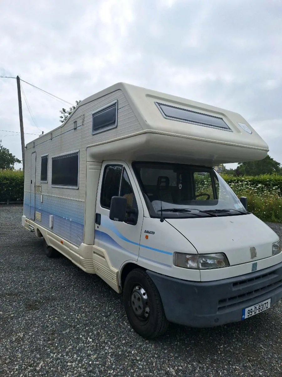 Camper Van - Image 4