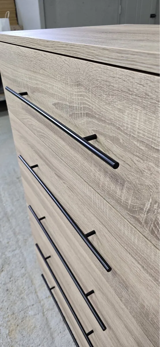 Chest of drawers - Image 4