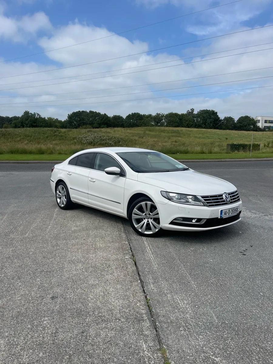 Volkswagen CC Automatic / High Spec & Only 175k KM - Image 1