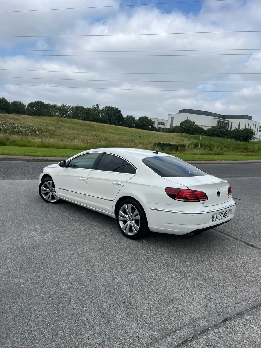 Volkswagen CC Automatic / High Spec & Only 175k KM - Image 4