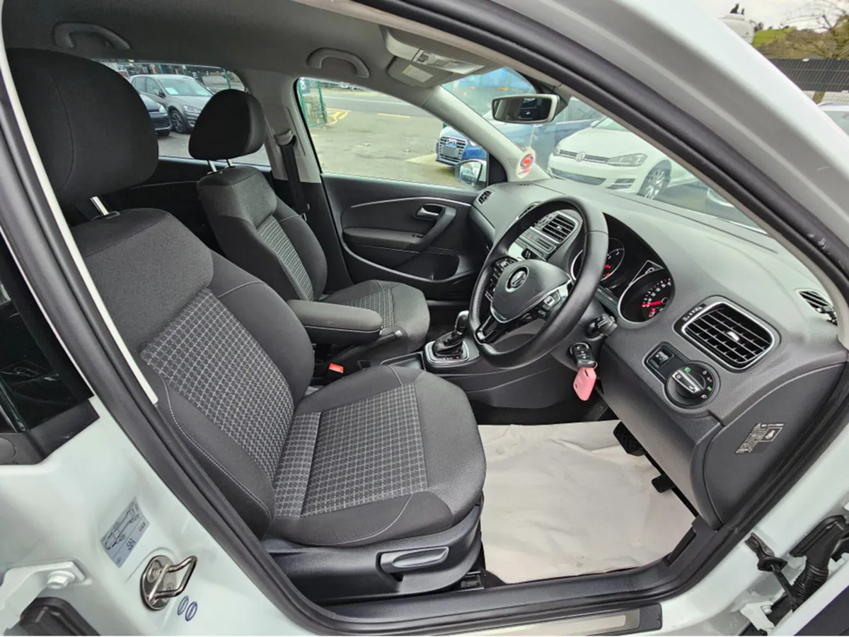 Volkswagen Polo 1.2 TSI COMFORTLINE EDITION PRIVAC - Image 3