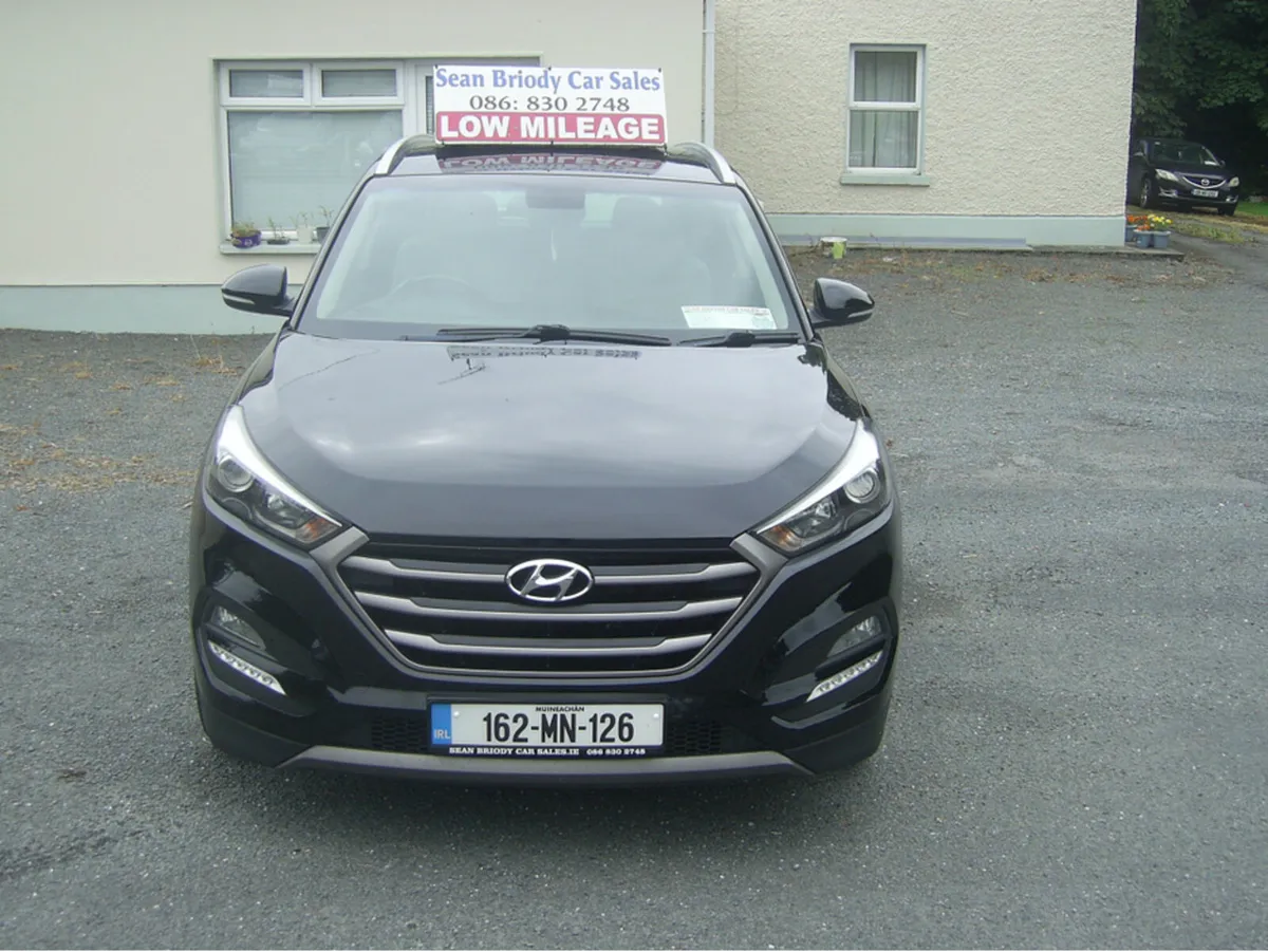 Hyundai Tucson EXECUTIVE 5DR - Image 1